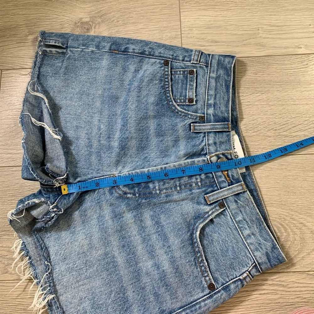 Aritzia Denim Forum The Farrah Short High Waisted Jean Denim Shorts - Picture 12 of 14